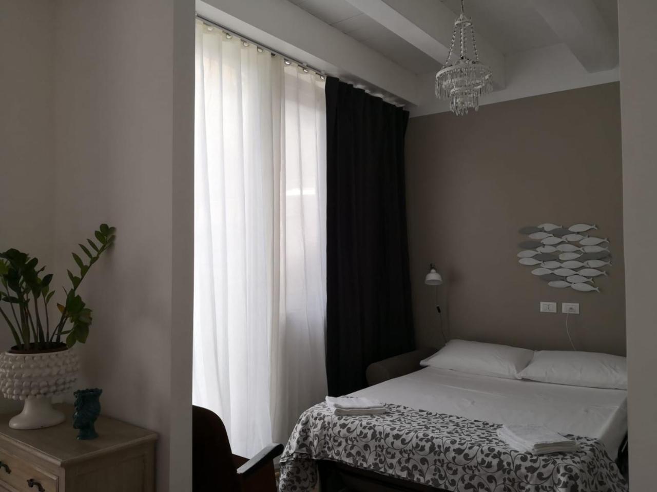 Alla Statua Apartment ปาแลร์โม ภายนอก รูปภาพ